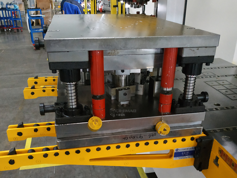沖壓機(jī)快速換模系統(tǒng)