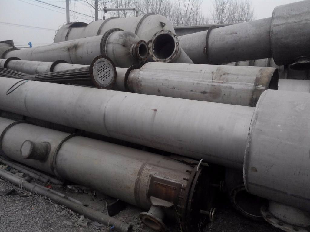 降膜蒸發(fā)器的工藝特點(diǎn): 降膜蒸發(fā)器的工藝特點(diǎn):