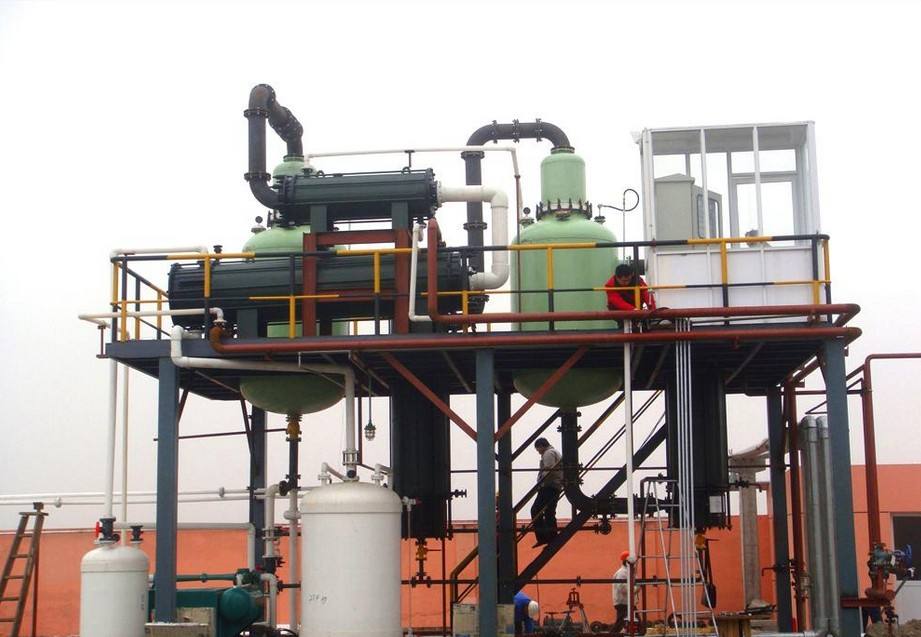 提高高鹽廢水蒸發(fā)器使用壽命分以下三個(gè)方面: 提高高鹽廢水蒸發(fā)器使用壽命分以下三個(gè)方面: